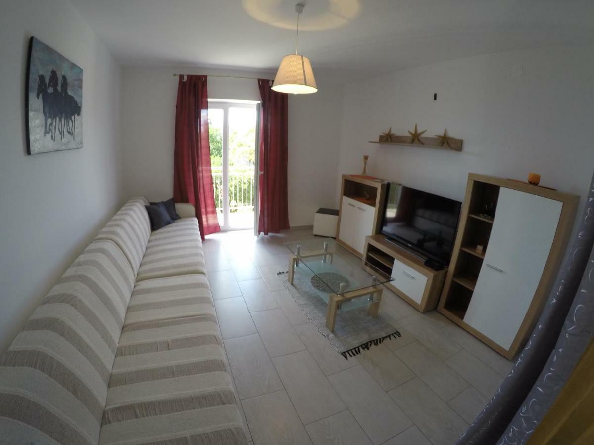 קלנוביצה Apartmani Nada מראה חיצוני תמונה