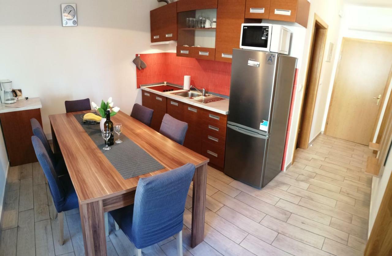 קלנוביצה Apartmani Nada מראה חיצוני תמונה